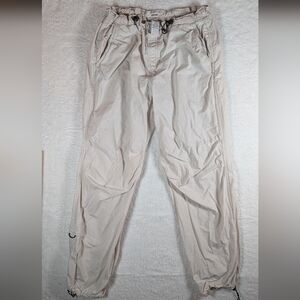 632-Nwot Garage Light Tan Cargo Pantsnwot